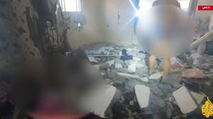 أجبر جيش الاحتلال أحد الأسرى على دخول منزل مدمر ومليء بالجثث- الجزيرة