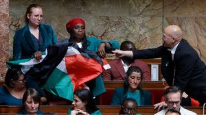 الحادثة الثانية في البرلمان الفرنسي خلال أيام - جيتي
