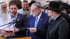 كان هاكابي مسيحيا إنجيليا مؤيدا صريحا لإسرائيل طوال حياته السياسية - جيتي