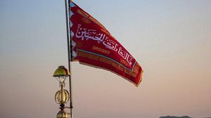 رُفعت الراية الحمراء عقب اغتيال شخصيات قيادية إيرانية بارزة- وكالة أرنا الإيرانية