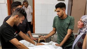 أكثر من 15 شهيدا وعشرات الجرحى سقطوا جراء استهداف الاحتلال مُنتظري المساعدات في محيط جسر وادي ‌غزة⁩ وسط القطاع- جيتي