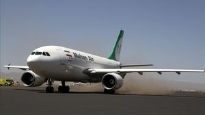 أعلنت إيران، اليوم الثلاثاء، تمديد تعليق جميع الرحلات الجوية الداخلية والخارجية حتى الساعة الثانية من فجر الأربعاء، في إجراء احترازي "لحماية سلامة الركاب وضمان أمن الطيران.. الأناضول