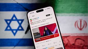 عادت المذيعة إلى الشاشة بعد القصف مباشرة - جيتي