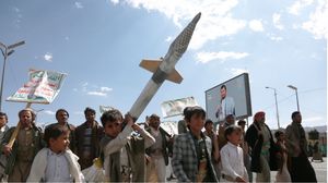 يربط الحوثيون وقف هجماتهم بوقف العدوان على غزة - جيتي