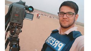 استهداف الإعلام لا يتم فقط بغرض التخويف أو "الخطأ العملياتي"، بل كجزء من "استراتيجية أمنية إسرائيلية" هدفها الأساسي السيطرة على السردية.. الأناضول