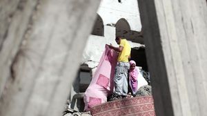 آثار الدمار في حي الشجاعية جراء القصف الإسرائيلي - الأناضول