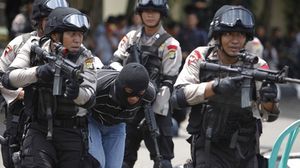 الجيش الإندونيسي قال إن "مجرمين مسلحين" نصبوا كمينا لمجموعة الجنود -أرشيفية 