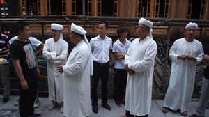  الصين تفرض قيودا مشددة على المسلمين مثل حظر إطالة اللحى وارتداء النقاب في الأماكن العامة- أ ف ب 