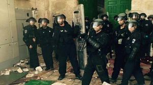 اقتحام قوات الاحتلال المسجد الأقصى والاعتداء على المرابطين - تويتر