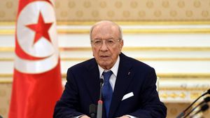قرر الرئيس التونسي الباجي قائد السبسي تمديد حالة الطوارئ شهرين إضافيين - أ ف ب