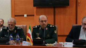 وزير الدفاع الإيراني العميد حسين الدهقان - فارس