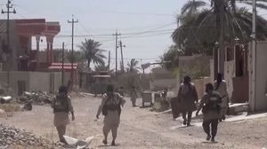 مقاتلو تنظيم الدولة وسط مدينة بيجي - يوتيوب