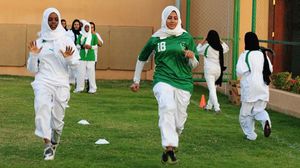 مجلس الشورى السعودي أقر إدراج التربية البدنية والرياضة للفتيات عام 2014- فيسبوك