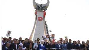 اردوغان يفتتح نصبا- الاناضول