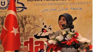 مروة قاوقجي طردت من البرلمان التركي في 1999 بسبب حجابها- تويتر 
