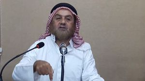 هاجم حركة حماس ووصف خالد مشعل بالـ"طاغوت"- يوتيوب