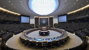 واشنطن إكسامينر: مسؤول في الناتو يدعو لـ"جمع كميات من البيانات" للحفاظ على التفوق العسكري- جيتي