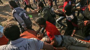 القصف الإسرائيلي استهدف شبان قرب الخط العازل شمال القطاع- جيتي