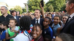 المجتمع الفرنسي سيشهد أجواء غير مسبوقة خلال الأسابيع القادمة- فيسبوك