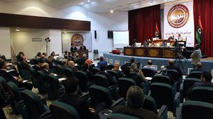 النواب المجتمعون في طرابلس أكدوا رفضهم لهجوم حفتر- جيتي