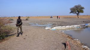 قال مصدر أمني إن "مسلحي بوكو حرام هاجموا قرية في جنوب دابوا الواقعة على بحيرة تشاد والقريبة من النيجر"- جيتي