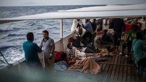 وزير العمل الإيطالي أمهل المفوضية الأوروبية 24 ساعة لإعطاء رد حول طلب تقاسم المهاجرين غير النظاميين المتواجدين على متن السفينة ديتشوتي- جيتي 