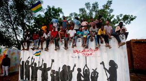 توصل المجلس العسكري وقوى التغيير لاتفاق بوساطة إثيوبية- جيتي