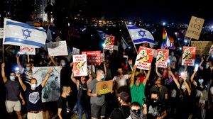 يقول نتنياهو إنه تلقى وأسرته مؤخرا تهديدات بالقتل من قبل ناشطين في اليسار الإسرائيلي- جيتي