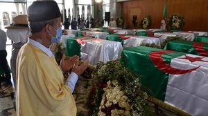 يتزامن وداع الرفات مع احتفال الجزائر بالذكرى الـ58 لاستقلالها من الاحتلال الفرنسي- جيتي