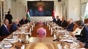 أكد السفير الفلسطيني أن عباس أطلع أردوغان على الجهود المبذولة لإنهاء الانقسام- الأناضول