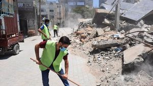 لفت منسق الحملة إلى أن العديد من الفعاليات تم تنظيمها عند البيوت المدمرة شملت تنظيف الشوارع- عربي21
