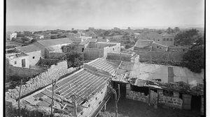 منظر لبيوت قرية قيسارية جنوبي حيفا التي بناها البشناق- (أرشيف)