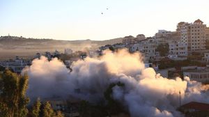 بعد ست ساعات من عمليات التفخيخ فجرت قوات الاحتلال منزل الأسير منتصر الشلبي- وفا