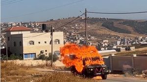 مركبة مصفحة للاحتلال أحرقها شبان في طوباس- تويتر