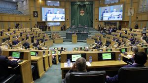 شهد البرلمان الأردني مناقشات واسعة حول مشروع القانون، غلب عليها النقد والتوجس - حسابه بفيسبوك