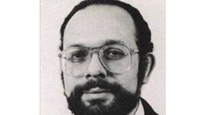شغل الأيوبي منصب الباحث في سياسات ومدير برنامج الشرق الأوسط في جامعة إكستر البريطانية عام 1983