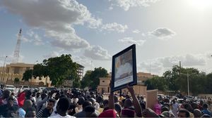 احتجز عسكريون من الحرس الوطني رئيس النيجر- جيتي