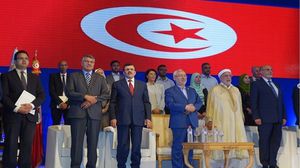 يمكن اختزال تاريخ الحركة الإسلامية بتونس في ثلاث محطات أو مراحل تاريخية رئيسية بحسب طبيعة العلاقة التي سادت بين الحزب والمشروع.. (فيسبوك)