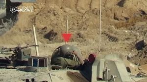 الجندي سقط قتيلا على الفور داخل دبابته- إعلام القسام