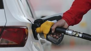 الجريدة الرسمية المصرية نقلت عن وزارة البترول قرار زيادة أسعار البنزين بأنواعه بنسبة 15 بالمئة-