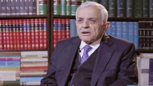 يضع رضوان السيد نفسه، لا في منطقة وسط بين بشارة والمسيري فحسب، بل في موقع متقدم لصياغة مشروع فكري عربي يواجه الاستبداد والتغريب معًا، ويفتح الباب أمام مصالحة كبرى بين الإسلام والمدنية، بين التعدد والوحدة، بين الدولة والمجتمع.