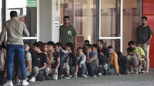 كان وزير الهجرة قد وصف تدفق المهاجرين بأنه "غزو" - جيتي