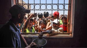 يعاني نحو 2.3 مليون فلسطيني في قطاع غزة من الجوع مع الحصار الإسرائيلي- جيتي