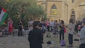 المحتجون طالبوا بالوقف الفوري للحرب وعدم استخدام التجويع سلاحا- عربي21