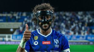 شارك ياسر الشهراني  في 420 مباراة بقميص الهلال-الشهراني / إكس