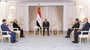 السيسي يعلن دعمه الكامل لاستقرار ليبيا خلال لقاء عقيلة صالح: مصالحنا القومية متشابكة - الرئاسة المصرية "إكس" 