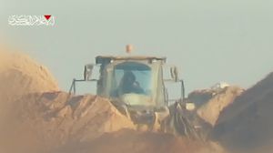القسام استهدفت العديد من سائقي آليات هدم المنازل بغزة مؤخرا- إعلام القسام