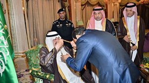 العاهل السعودي يقلّد السيسي أرفع وسام سعودي - صحافة محلية