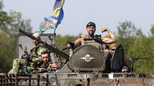 انفصاليون مجهزون بالعتاد والآليات في شرق أوكرانيا يوقعون ضربات بالجنود الأوكرانيين - أ ف ب