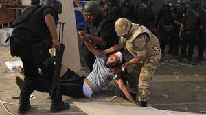 العسكر قام بقمع المتظاهرين السلميين في ميدان رابعة - أرشيفية